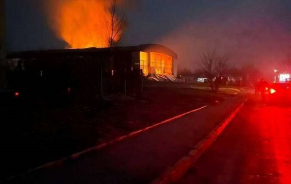 Окупанти знищили арену хокейного клубу Донбас Окупанти знищили арену хокейного клубу Донбас