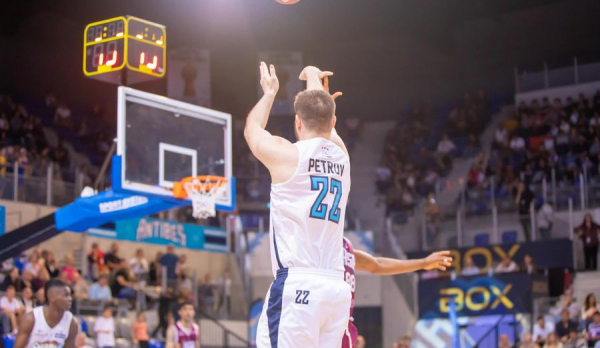 Українці за кордоном: Зайцев, Петров, Бобров, Артамонов Українці за кордоном: Зайцев, Петров, Бобров, Артамонов