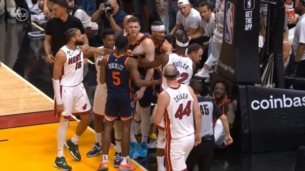 В матчі &ldquo;Майамі&rdquo; та &ldquo;Нью-Йорка&rdquo; відбулася сутичка між гравцями