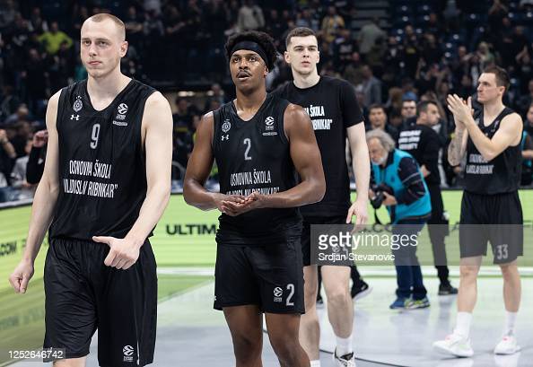 Шість гравців &ldquo;Партизана&rdquo; одночасно знаходились на майданчику під час матчу проти &ldquo;Реала&rdquo;: відео