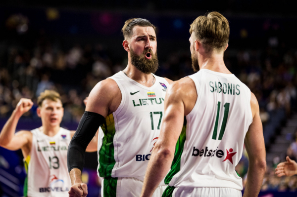 Збірна Литви зіграє проти України та ще дев’ять контрольних матчів за місяць Збірна Литви зіграє проти України та ще дев’ять контрольних матчів за місяць