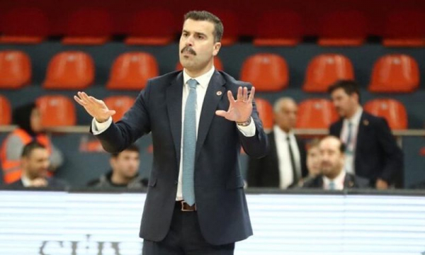 Тренер року в Єврокубку через водія автобусу потрапив до лікарні у день фіналу Тренер року в Єврокубку через водія автобусу потрапив до лікарні у день фіналу