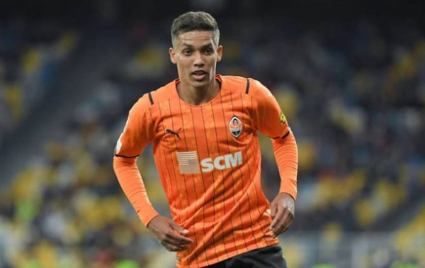 Педріньйо близький до переходу в Атлетіку Мінейру Педріньйо близький до переходу в Атлетіку Мінейру