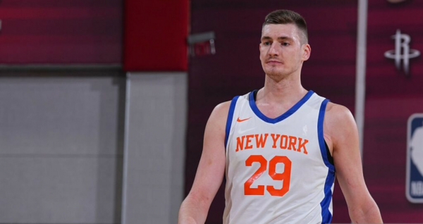 Дмитро Скапінцев набрав 6 очок та зробив 5 блок-шотів у матчі Літньої ліги НБА Дмитро Скапінцев набрав 6 очок та зробив 5 блок-шотів у матчі Літньої ліги НБА