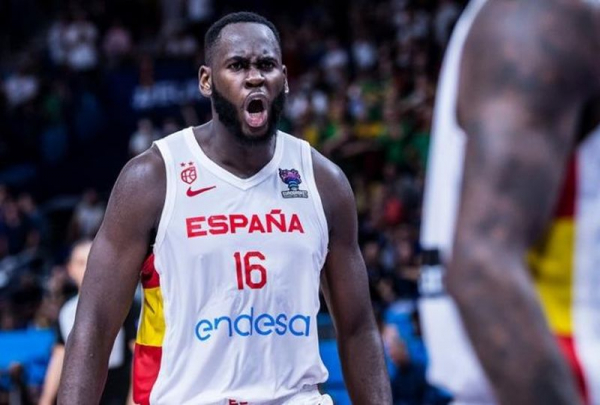 Серж Ібака та Усман Гаруба вели перемовини з клубом Ліги чемпіонів Серж Ібака та Усман Гаруба вели перемовини з клубом Ліги чемпіонів