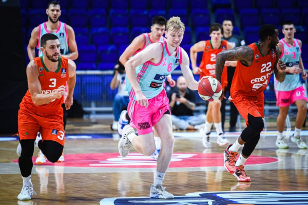 Українці за кордоном: Кобзистий вніс вклад у перемогу над &ldquo;Цедевітою&rdquo;