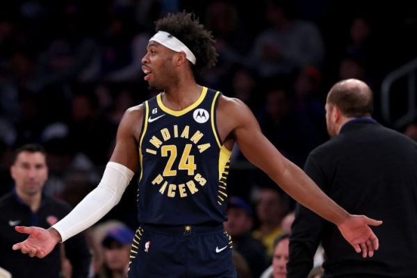 &ldquo;Даллас&rdquo;, &ldquo;Філадельфія&rdquo; та &ldquo;Мілвокі&rdquo; хочуть виміняти одного з кращих снайперів НБА