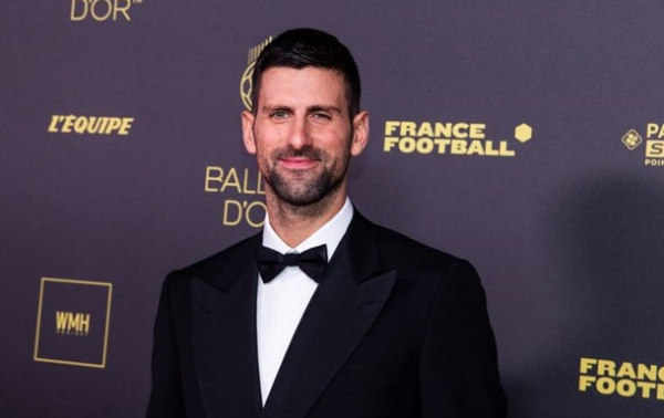 Джокович обдурив блогера назвавшись футболістом Джокович обдурив блогера назвавшись футболістом