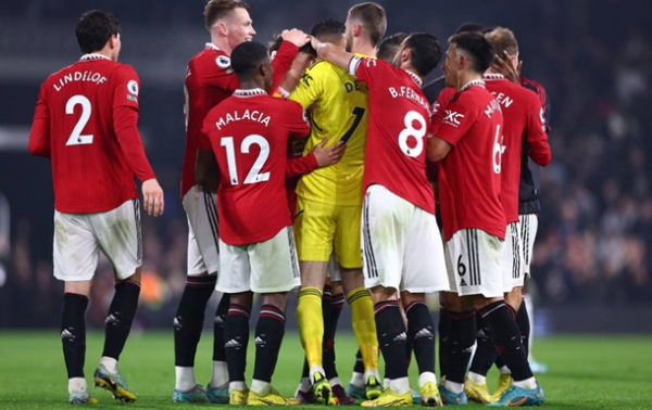 Глейзери підтвердили намір продати Манчестер Юнайтед Глейзери підтвердили намір продати Манчестер Юнайтед