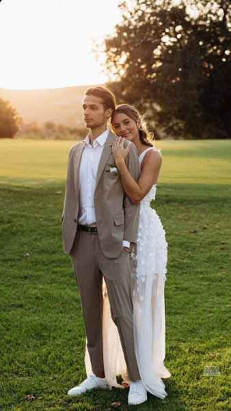 Костюк вийшла заміж і показала весільні фото Костюк вийшла заміж і показала весільні фото