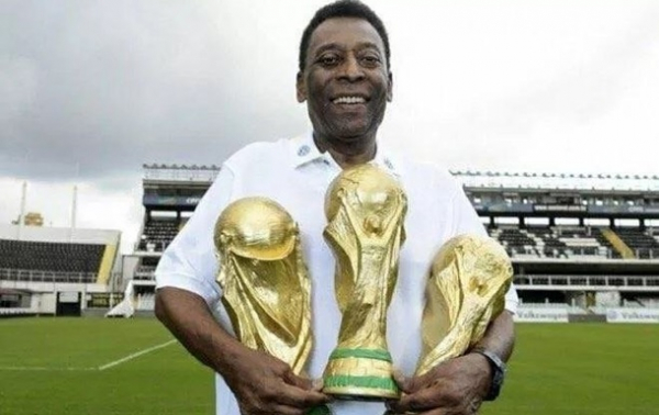 "Король футболу" Пеле пішов із життя "Король футболу" Пеле пішов із життя