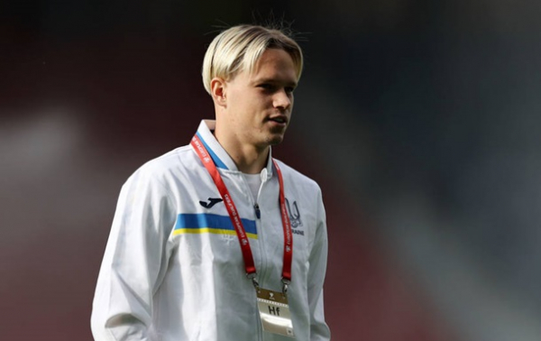 На Мудрика претендують ще два клуби АПЛ На Мудрика претендують ще два клуби АПЛ