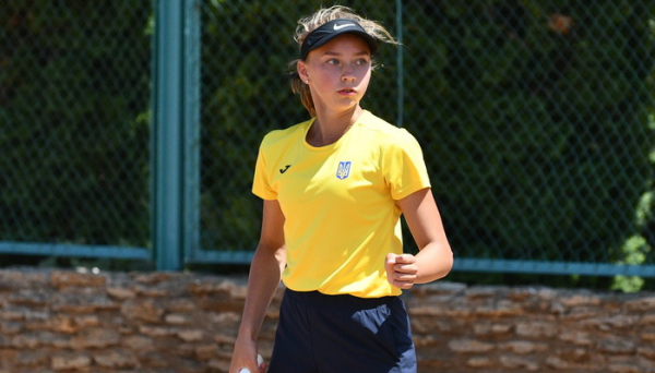 Троє молодих українських тенісистів отримають грошові гранти від ITF Троє молодих українських тенісистів отримають грошові гранти від ITF