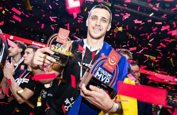 Гравці збірної України з баскетболу Санон, Сидоров та Бобров стали чемпіонами Латвійсько-Естонської ліги у складі ризького ВЕФ