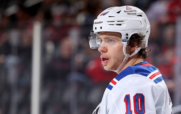 Російського хокеїста із НХЛ звинуватили у сексуальному насильстві