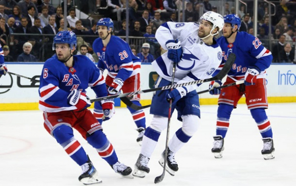 НХЛ: Тампа, Вінніпег і Калгарі перемогли суперників