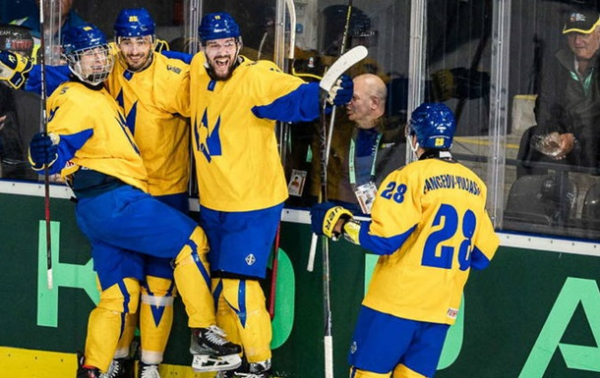 ЧС-2025 з хокею: Україна перемагає Польщу ЧС-2025 з хокею: Україна перемагає Польщу