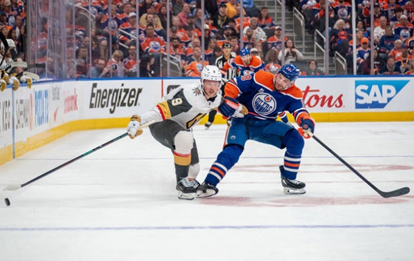 НХЛ, плей-оф: Кароліна розгромила Вашингтон, а Вегас переміг Едмонтон