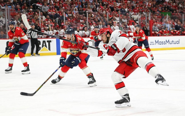 Кубок Стенлі: Кароліна не залишила шансів Флориді