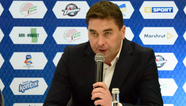 Екстренер збірної України з хокею Вітер очолив московський клуб