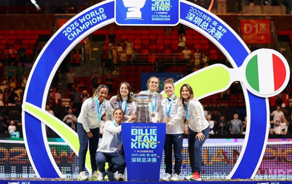 Італійки, які перемогли Україну, стали переможницями Кубка Біллі Джин Кінг Італійки, які перемогли Україну, стали переможницями Кубка Біллі Джин Кінг