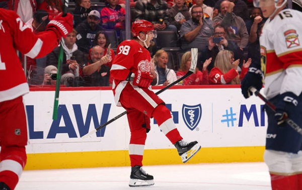 НХЛ: Торонто та Монреаль здобули важкі перемоги НХЛ: Торонто та Монреаль здобули важкі перемоги