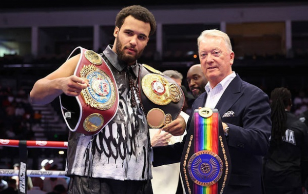 Френк Воррен оцінює шанси Ітауми на бій за чемпіонський пояс