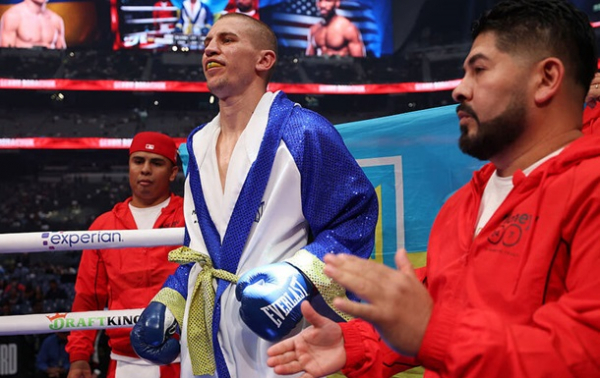 Українець вийде на ринг проти спадкоємця легенди боксу