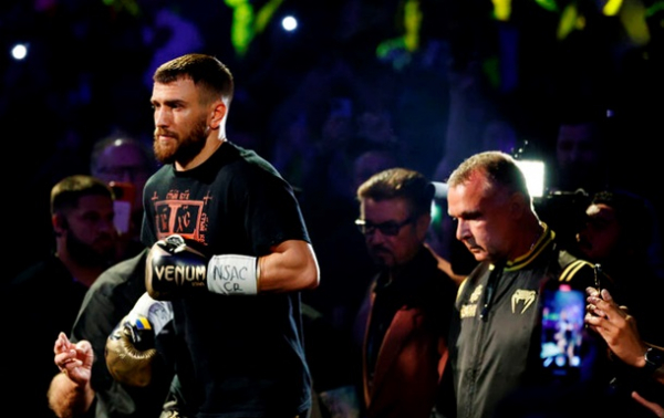 Гвоздик розібрав шанси Ломаченка у поєдинку проти Девіса