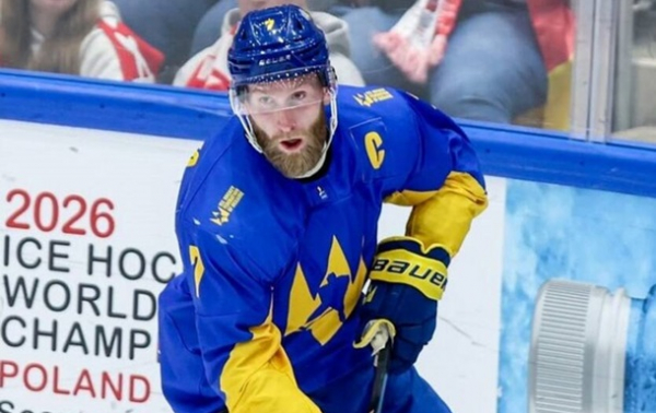 У хокейній Лізі чемпіонів результативно дебютував український гравець