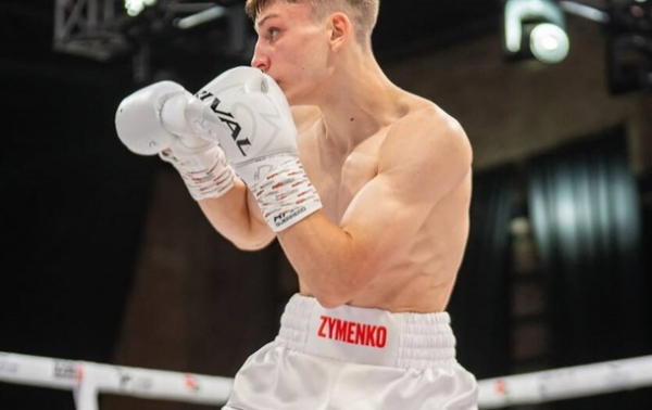 На чемпіонаті Європи з боксу в 1/8 фіналу вийшов підопічний Усика